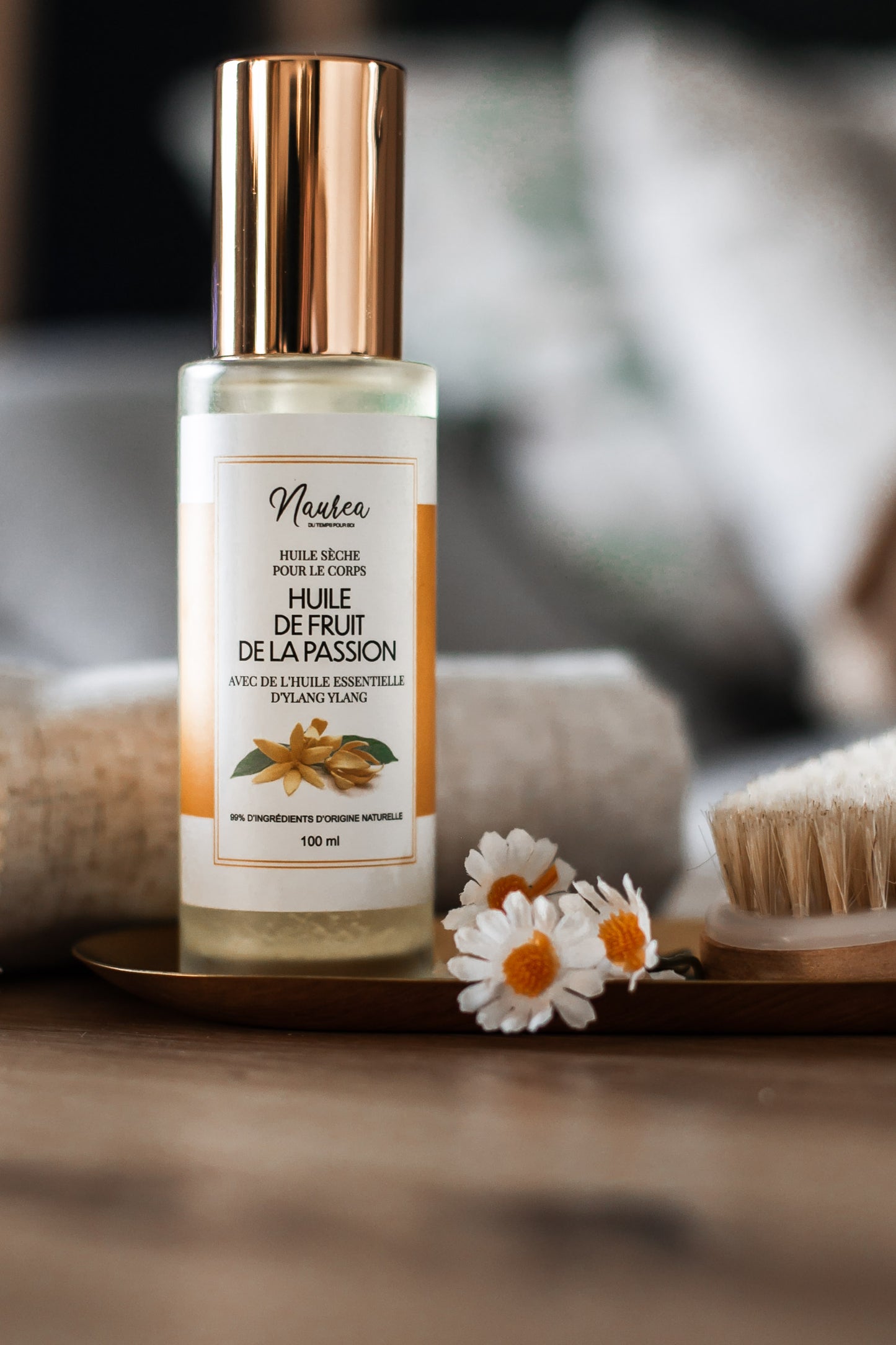 Huile sèche avec de l’huile essentielle d’Ylang-Ylang
