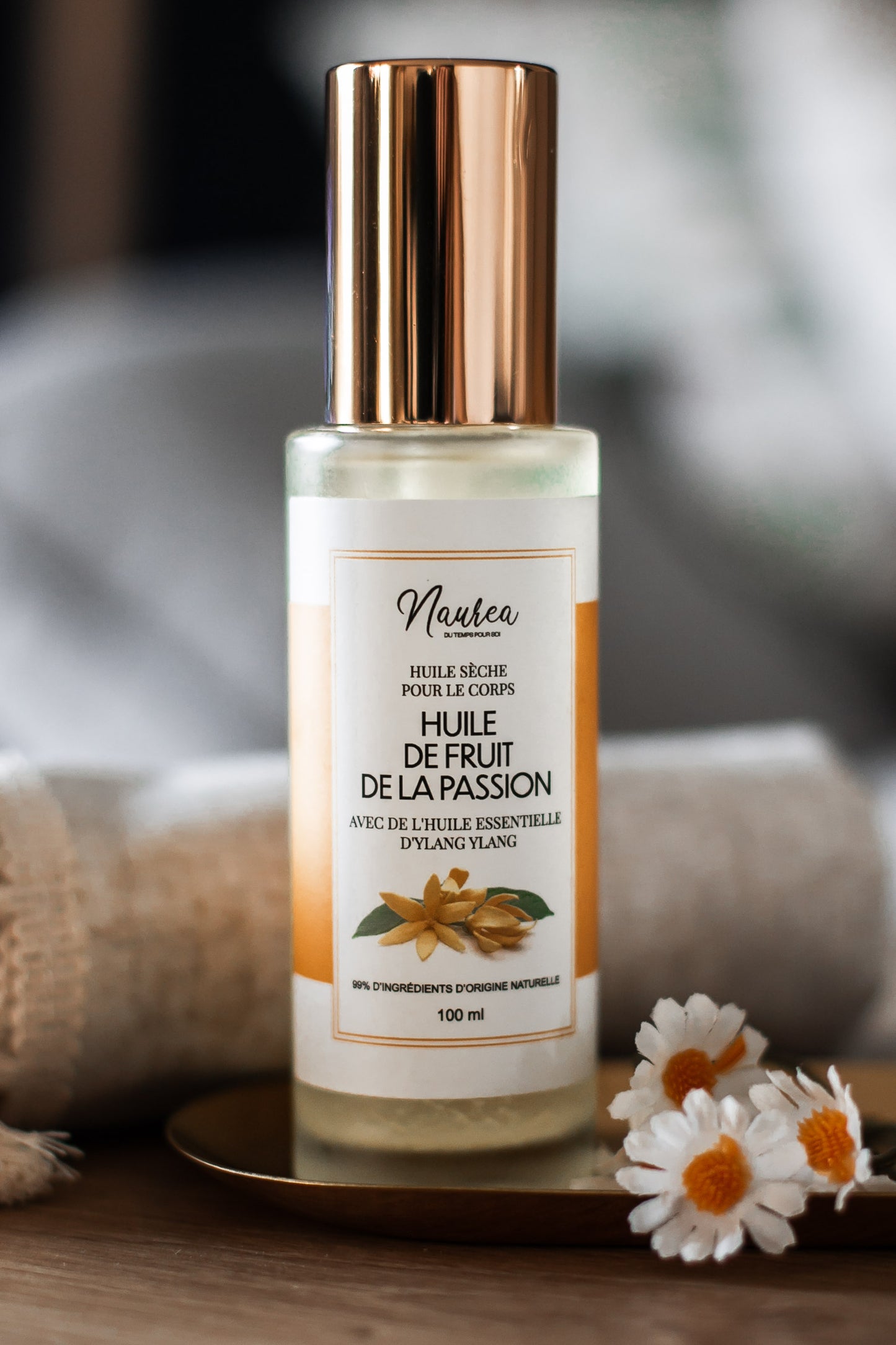 Huile sèche avec de l’huile essentielle d’Ylang-Ylang