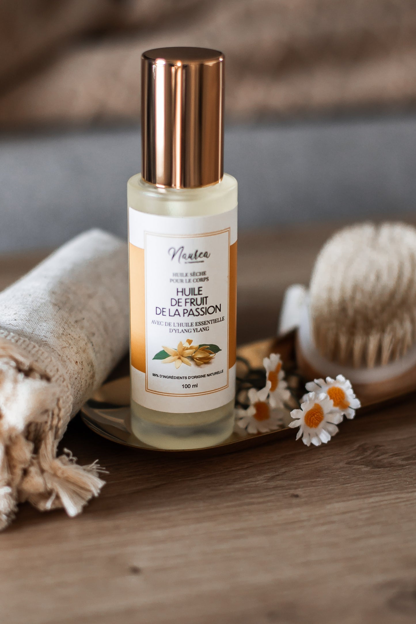 Huile sèche avec de l’huile essentielle d’Ylang-Ylang