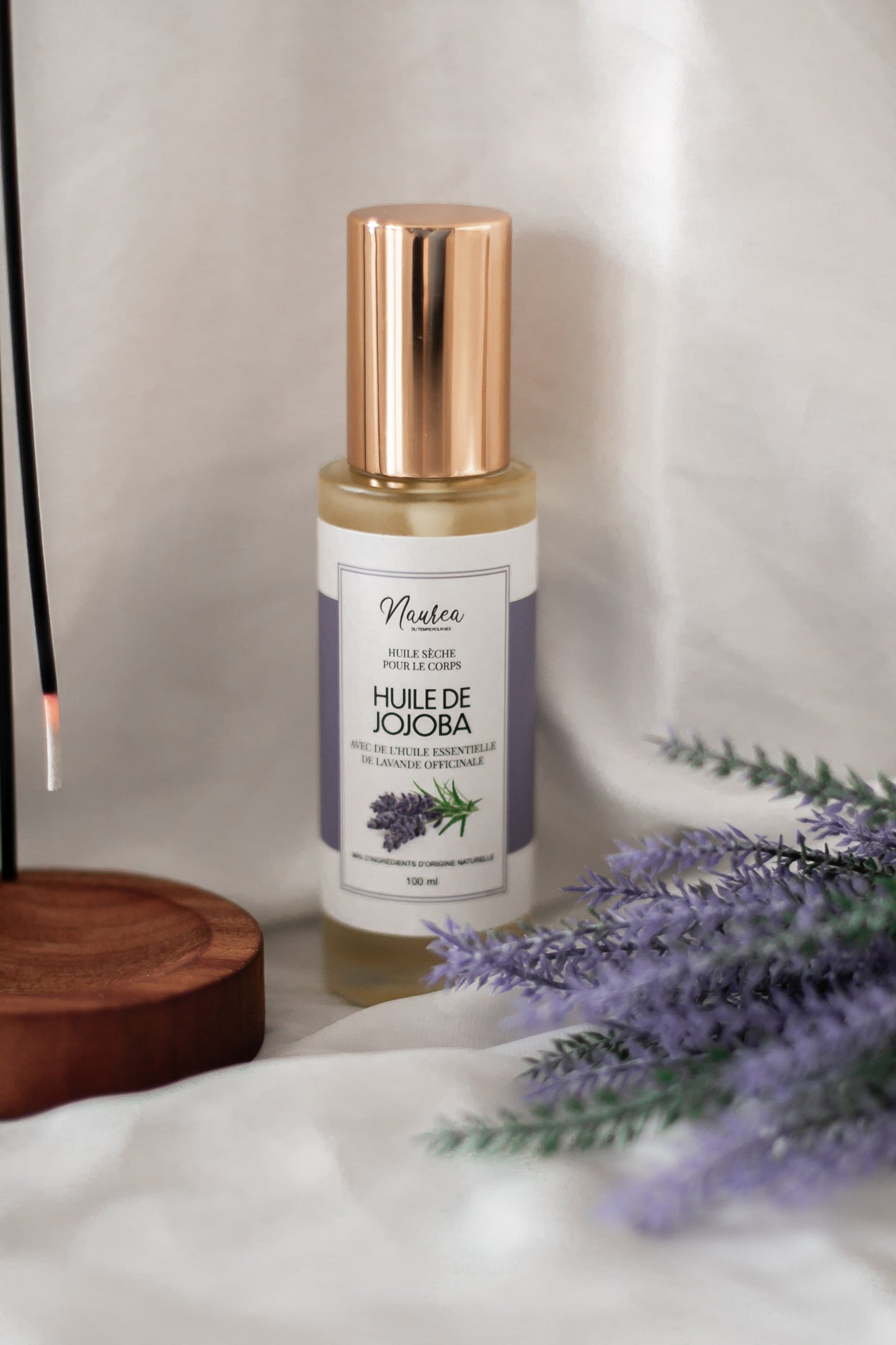 Huile sèche avec de l’huile essentielle de Lavande